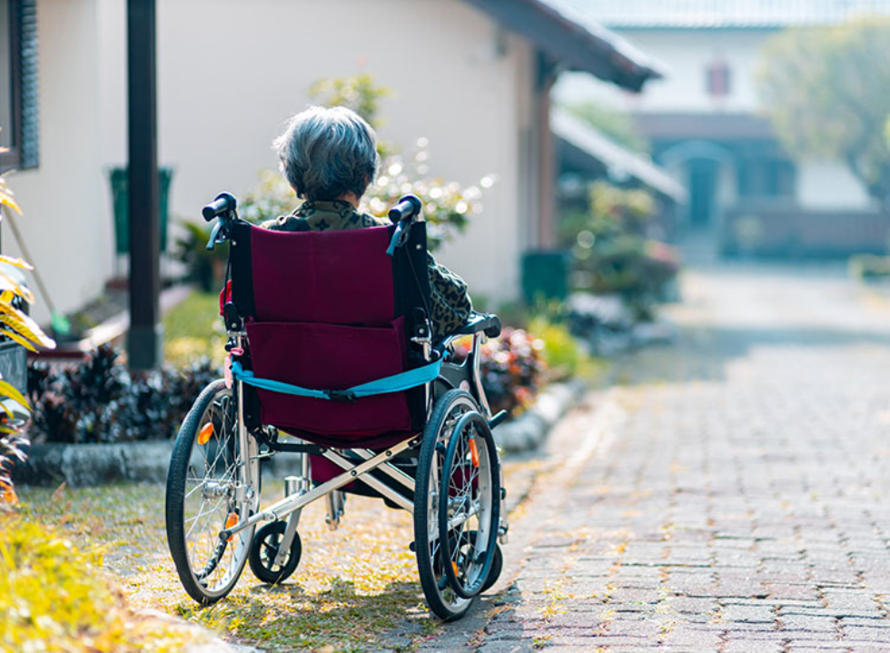 Invalidità civile: l’incremento a 651,51 euro può valere anche prima dei 60 anni