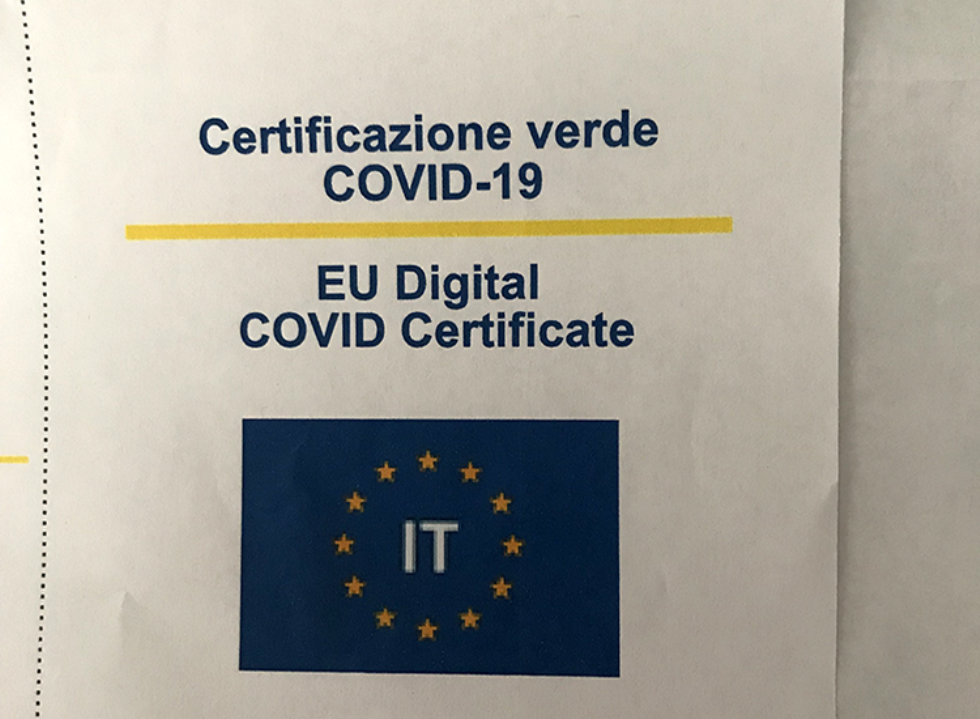 Problemi con il Green pass: cosa fare e a chi chiedere per ricevere aiuto 