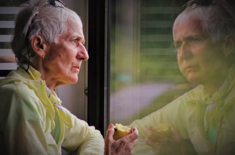 Barriere e solitudine: a Lecco nasce l'osservatorio per migliorare la vita degli over 65 