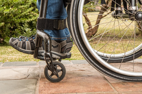 Lombardia: rinnovati i voucher per anziani e disabili 