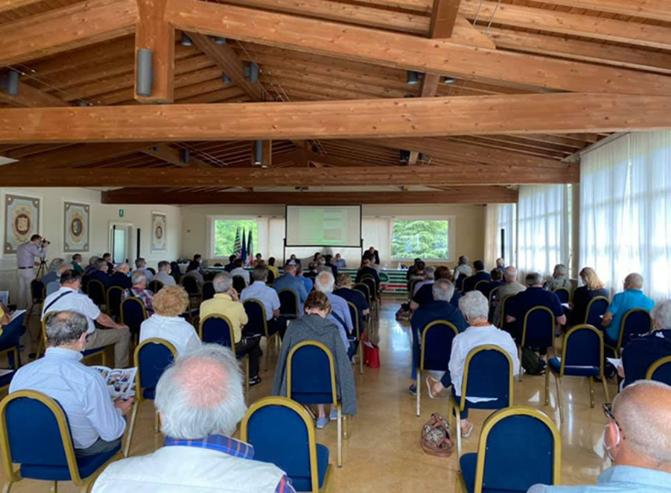 imm_2362_pubblico_consigliogenerale.jpg