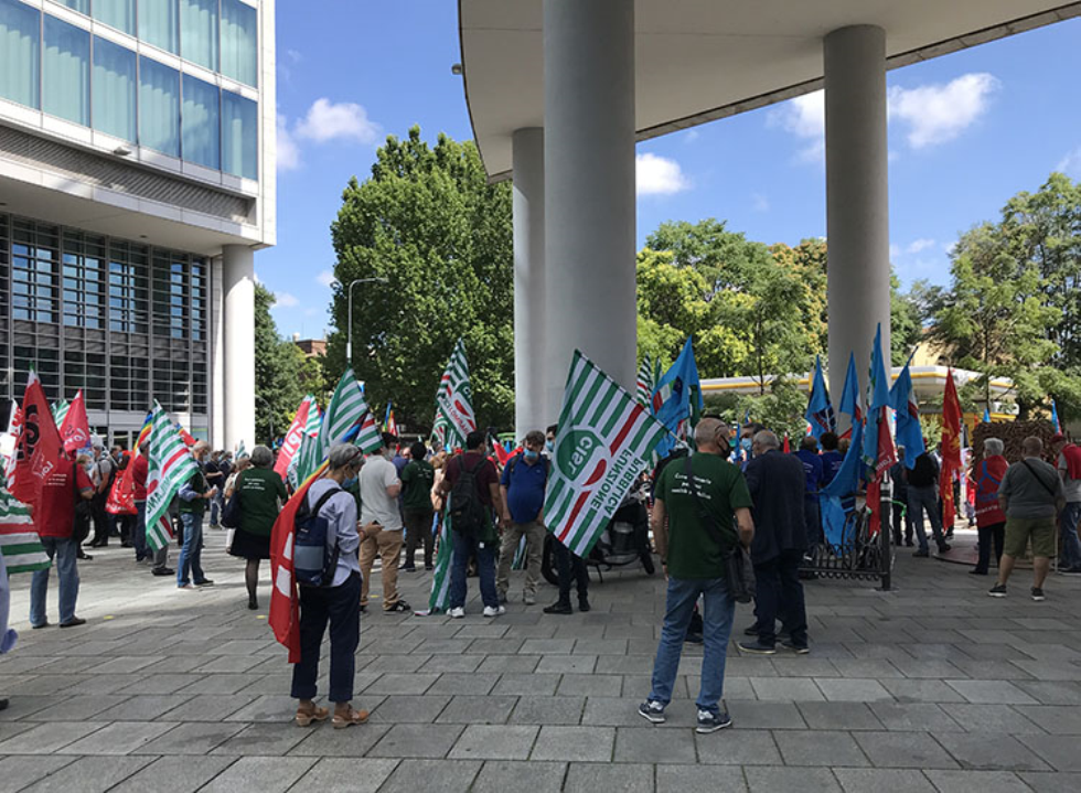Piazza Città di Lombardia